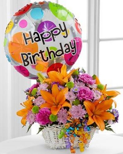 Happy Blooms Basket will make any birthday special.
<ul>
 	<li>Our florists hand-design each arrangement, so colors, varieties and containers may vary due to local availability</li>
</ul>