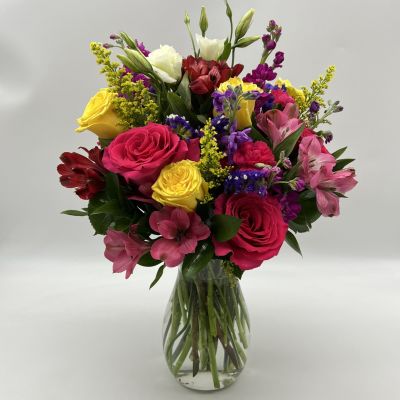 These dazzling flowers are simply beautiful and will remind someone that you're thinking of them.
<ul>
 	<li>Our florists hand-design each arrangement, so colors, varieties and container may vary due to local availability</li>
</ul>
 